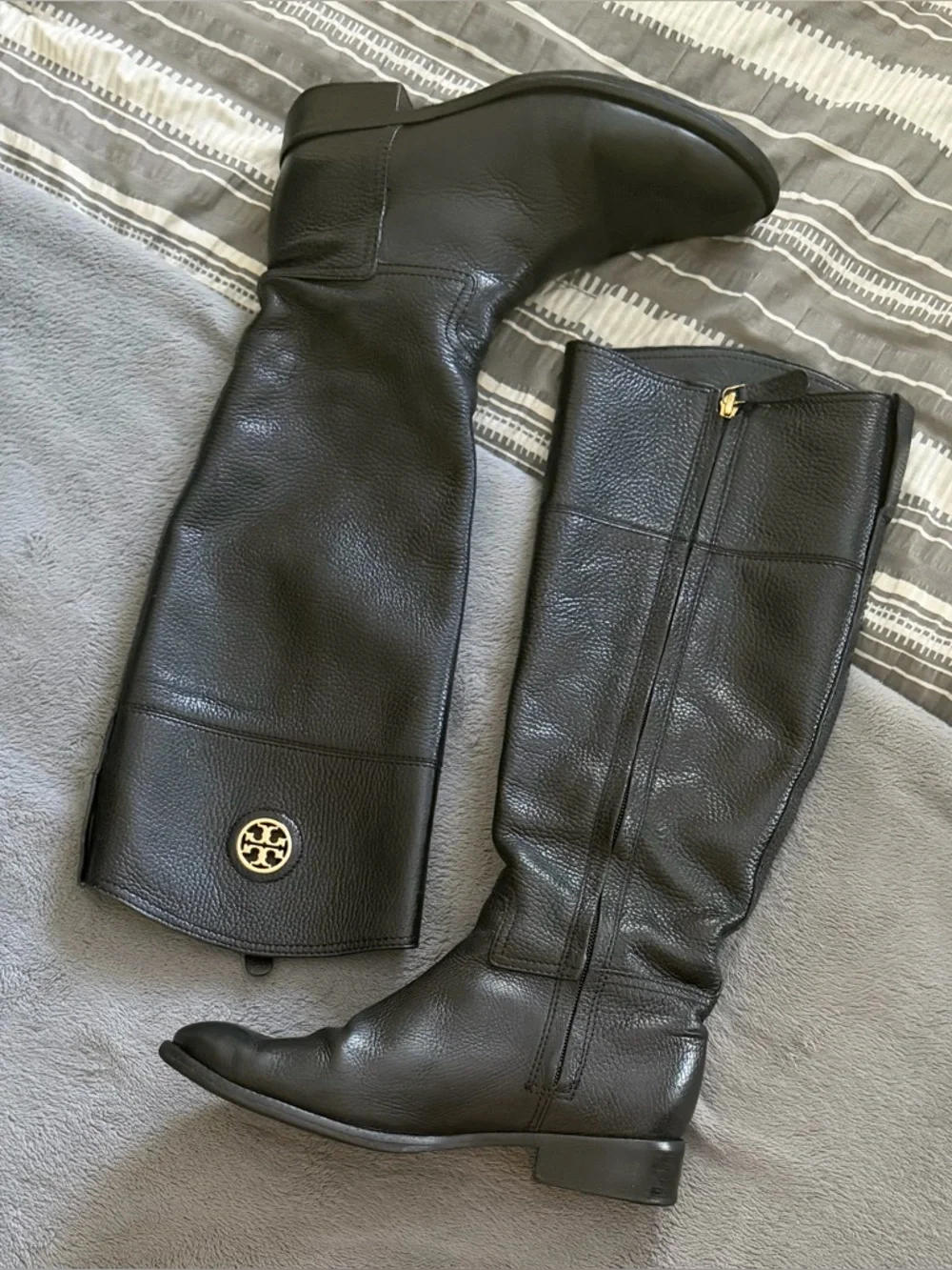 Tory Burch Black Tumbled Leather Pull On Junction Equestrian Riding Boots Gold 8